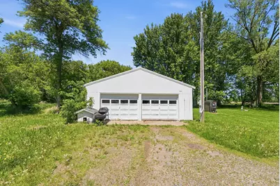 8005 381st Avenue NW, Dalbo, MN 55017 - Photo 27