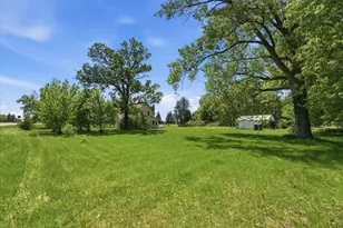 8005 381st Ave NW, Dalbo, MN 55017 - Photo 31
