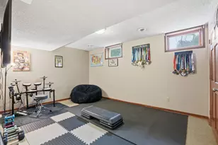 8608 33rd Ave N, New Hope, MN 55427 - Photo 31