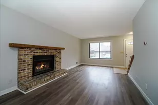 11574 Carriage Ct, Eden Prairie, MN 55344 - Photo 7