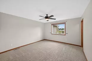 4201 Dodge Ln NE, Rochester, MN 55906 - Photo 25