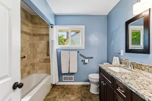 676 Shryer Ave W, Roseville, MN 55113 - Photo 11