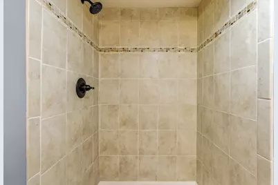676 Shryer Avenue W, Roseville, MN 55113 - Photo 25