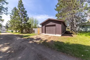 910 SW 4th Ave, Grand Rapids, MN 55744 - Photo 3