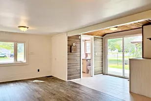 304 Central Ave N, Park Rapids, MN 56470 - Photo 9