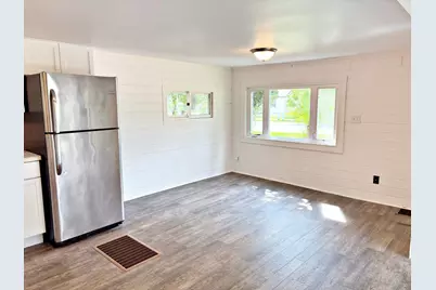 304 Central Avenue N, Park Rapids, MN 56470 - Photo 7