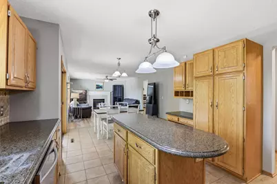 2361 Stone Creek Drive, Chanhassen, MN 55317 - Photo 17