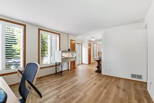 2361 Stone Creek Dr, Chanhassen, MN 55317 - Photo 15