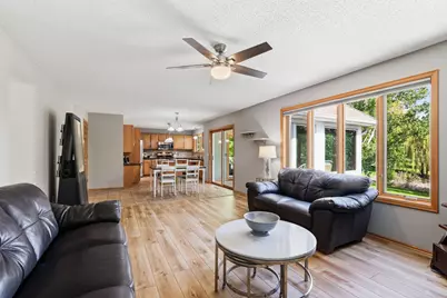 2361 Stone Creek Drive, Chanhassen, MN 55317 - Photo 11