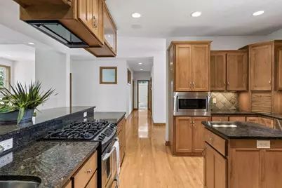 3958 Greystone Ridge, Eagan, MN 55122 - Photo 9
