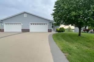 414 4th Ave SE, Lonsdale, MN 55046 - Photo 1