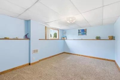 2101 Laramie Trail, Brooklyn Park, MN 55444 - Photo 17