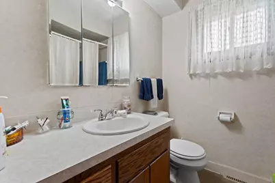 2607 64th Avenue N, Brooklyn Center, MN 55430 - Photo 15