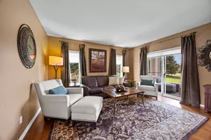 9820 Deerbrook Dr, Chanhassen, MN 55317 - Photo 13