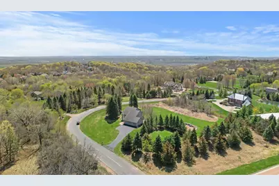 9820 Deerbrook Drive, Chanhassen, MN 55317 - Photo 3