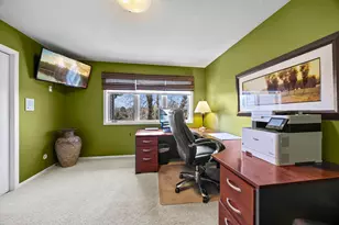 9820 Deerbrook Dr, Chanhassen, MN 55317 - Photo 29