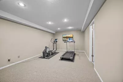 9820 Deerbrook Drive, Chanhassen, MN 55317 - Photo 33