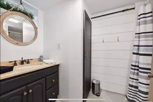 2926 Bay St, Wayzata, MN 55391 - Photo 21