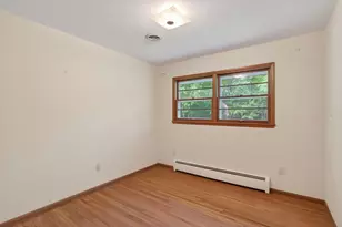 3724 Huntingdon Dr, Minnetonka, MN 55305 - Photo 13