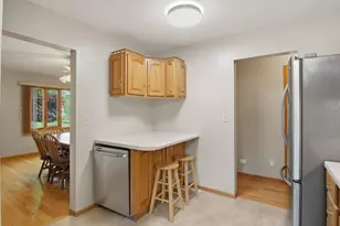 1001 Kinnickinnic St, Hudson, WI 54016 - Photo 13