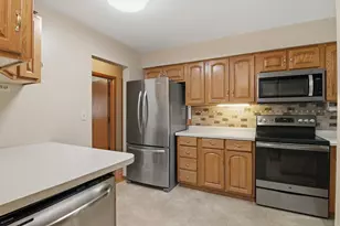 1001 Kinnickinnic St, Hudson, WI 54016 - Photo 11