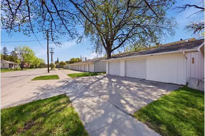 809 6th Avenue N #C14, Fargo, ND 58102 - Photo 15