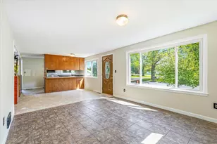 25 W 7th St, Rush City, MN 55069 - Photo 5