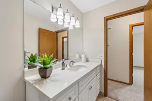 13008 Oliver Ave S, Burnsville, MN 55337 - Photo 19