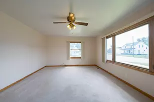 374 W Vine St, Mondovi, WI 54755 - Photo 5