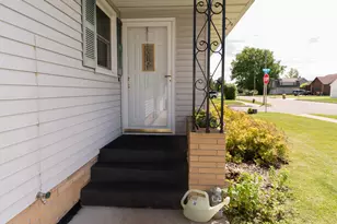 374 W Vine St, Mondovi, WI 54755 - Photo 3
