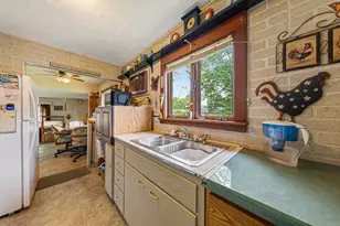 234 River St, Jackson, MN 56143 - Photo 3