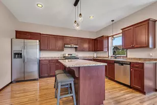 3293 Old Stone Way NE, Sauk Rapids, MN 56379 - Photo 5