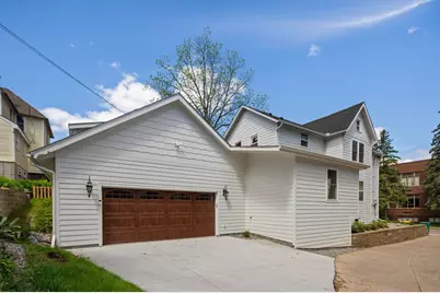 109 Pine Street E, Stillwater, MN 55082 - Photo 53