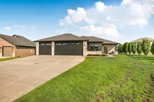 1325 Iris Ln, Saint Joseph, MN 56374 - Photo 41