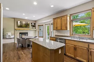 3362 Charleston Dr, Woodbury, MN 55129 - Photo 21