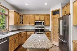 3362 Charleston Dr, Woodbury, MN 55129 - Photo 15