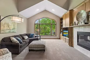 3362 Charleston Dr, Woodbury, MN 55129 - Photo 9