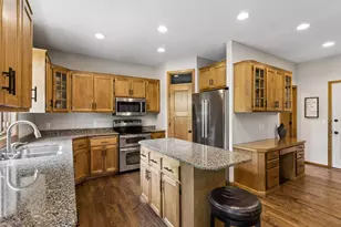 3362 Charleston Dr, Woodbury, MN 55129 - Photo 17