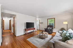 49 Flandrau Pl, Saint Paul, MN 55106 - Photo 5