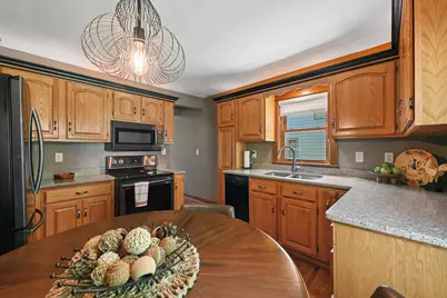 210 N Gilman Avenue, Litchfield, MN 55355 - Photo 7