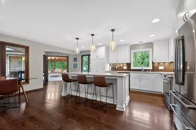 7191 Frontier Trail, Chanhassen, MN 55317 - Photo 5