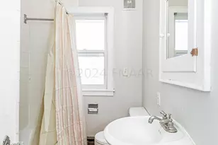 1454 10th St N, Fargo, ND 58102 - Photo 23