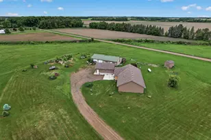 7725 Dolphin Rd, Princeton, MN 55371 - Photo 57