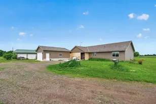 7725 Dolphin Rd, Princeton, MN 55371 - Photo 13