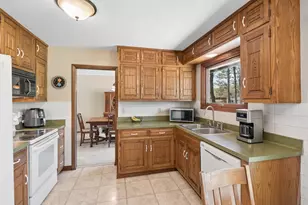 1501 Woodbury Ln, Duluth, MN 55803 - Photo 3