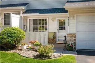 8630 Quarry Ridge Ln, Woodbury, MN 55125 - Photo 1