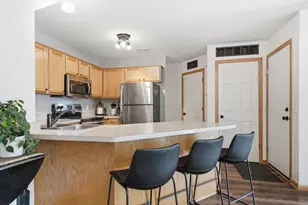 8630 Quarry Ridge Ln, Woodbury, MN 55125 - Photo 15