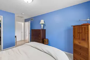913 Oakwood Heights Cir, Eagan, MN 55123 - Photo 17
