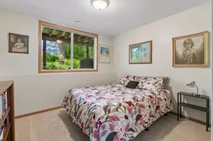 913 Oakwood Heights Cir, Eagan, MN 55123 - Photo 25