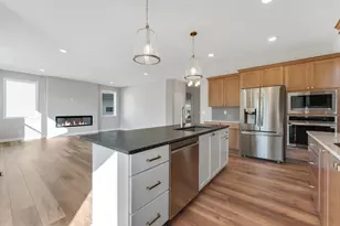 7660 Waverly Ave, Shakopee, MN 55379 - Photo 19